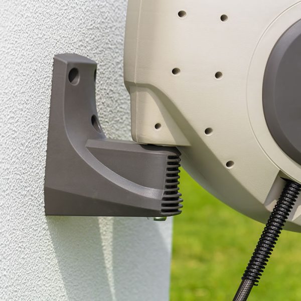 Retractable Hose Reel - Image 5